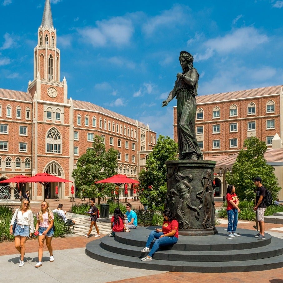 USC Scholarship Universe