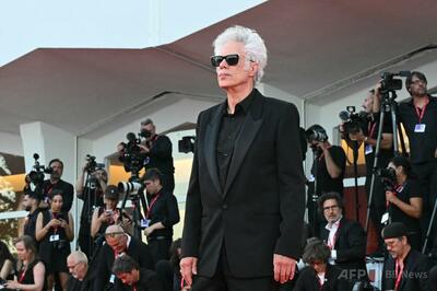 配信メディアに「イスラエル軍関係の投資」　ジャームッシュ監督、失望