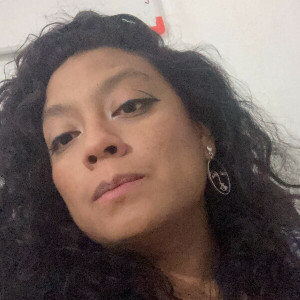 María