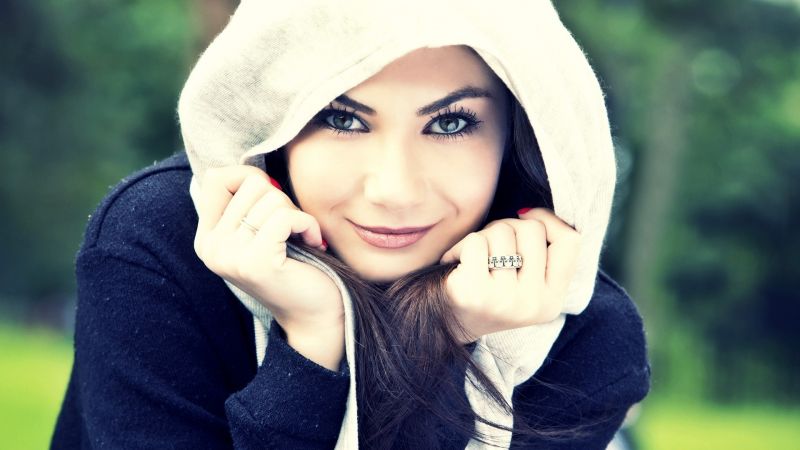 Gesicht, Bäume, Frauen im Freien, Frau, Modell-, Porträt Gesicht, Bäume, Frauen im Freien, Frau, Modell-, Porträt