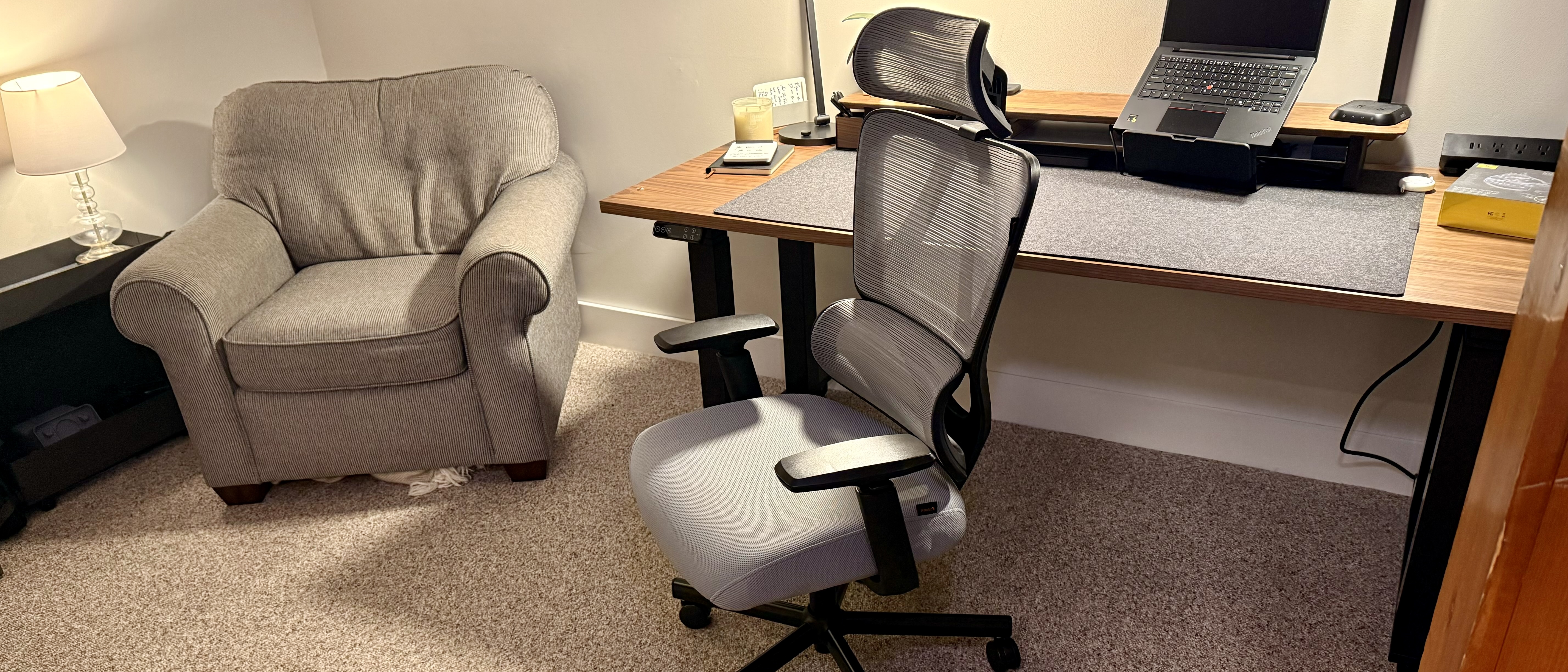 ProtoArc EC100 in a home office during our review process