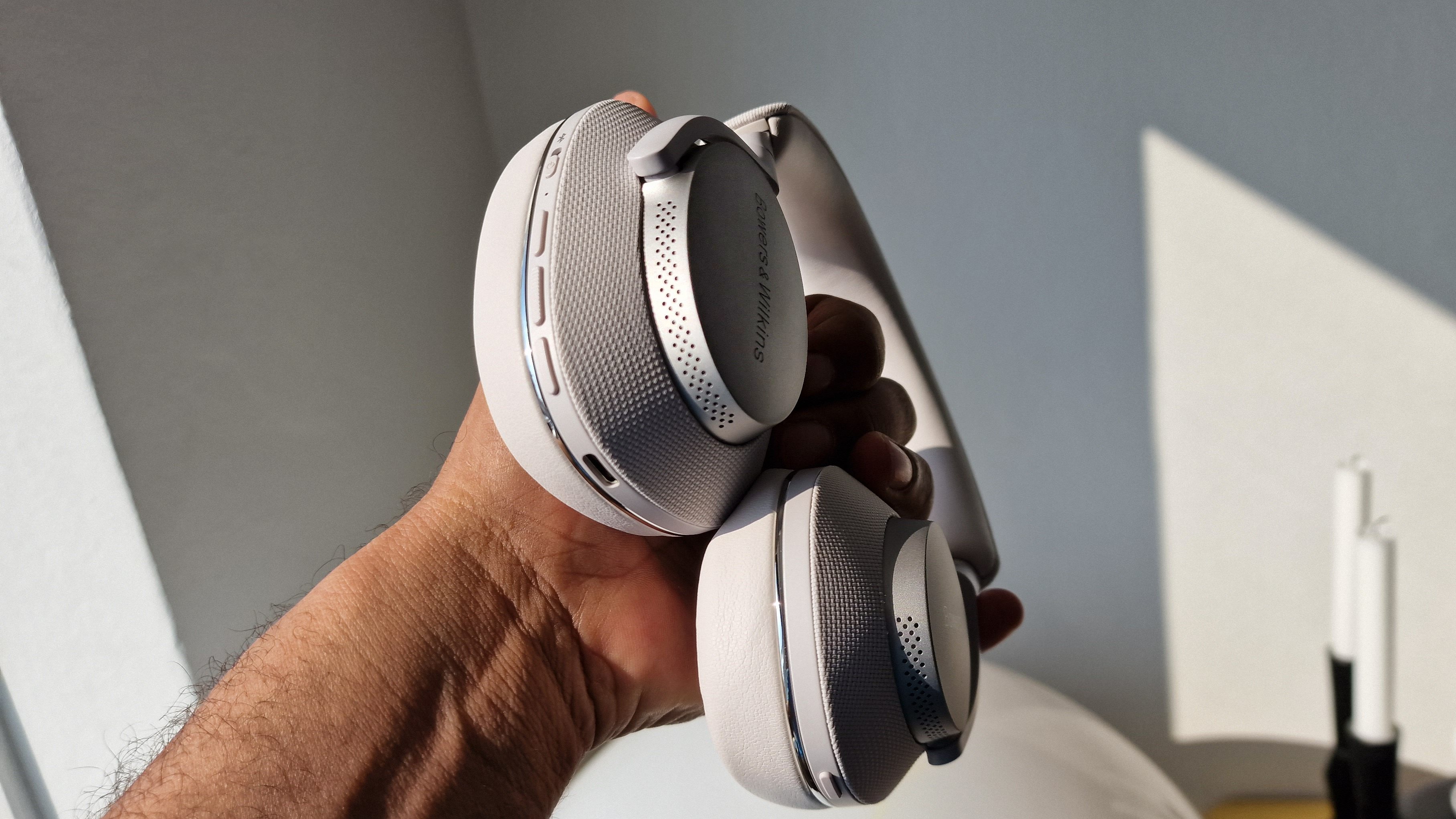 Bowers & Wilkins PX7 S2
