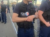 Vizsgálat indult a francia felvarrós rendőrrel szemben, akiről a Momentum képviselője posztolt