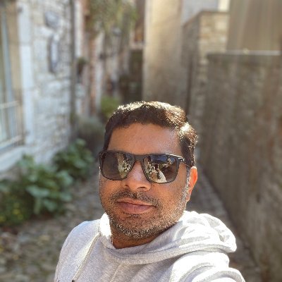 Opens profile photo