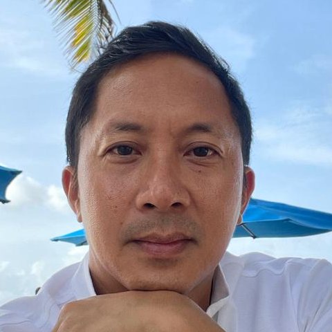 Photo of the user Jehan Chu